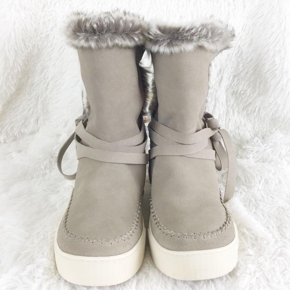 NWT, Toms taupe suede fur Vista boots - Picture 2 of 8